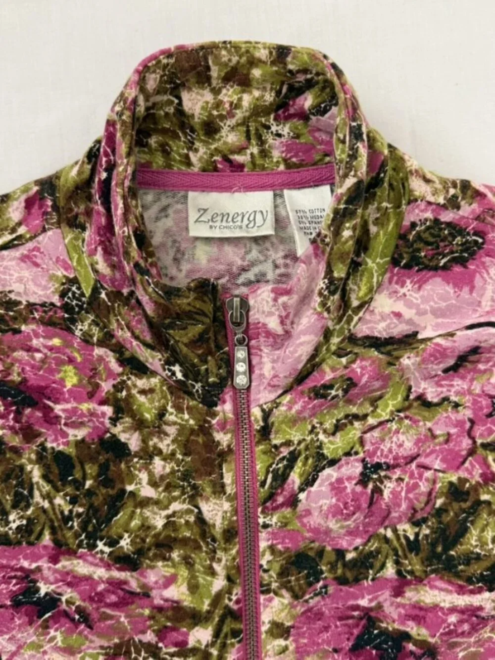 Zenergy By Chico’s Floral Zip Front Jacket Womens 0/Small Rhinestone Zip Stretch - Picture 8 of 15